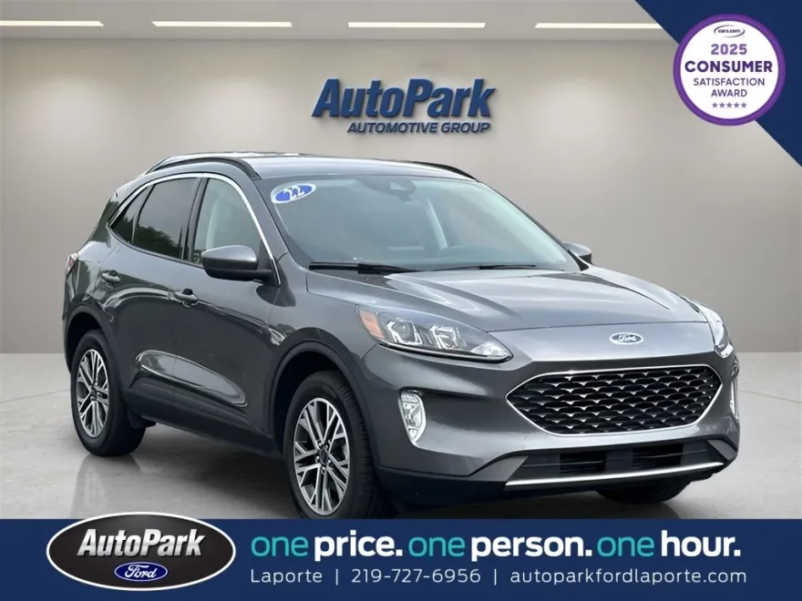 2022 Ford Escape SEL photo 1