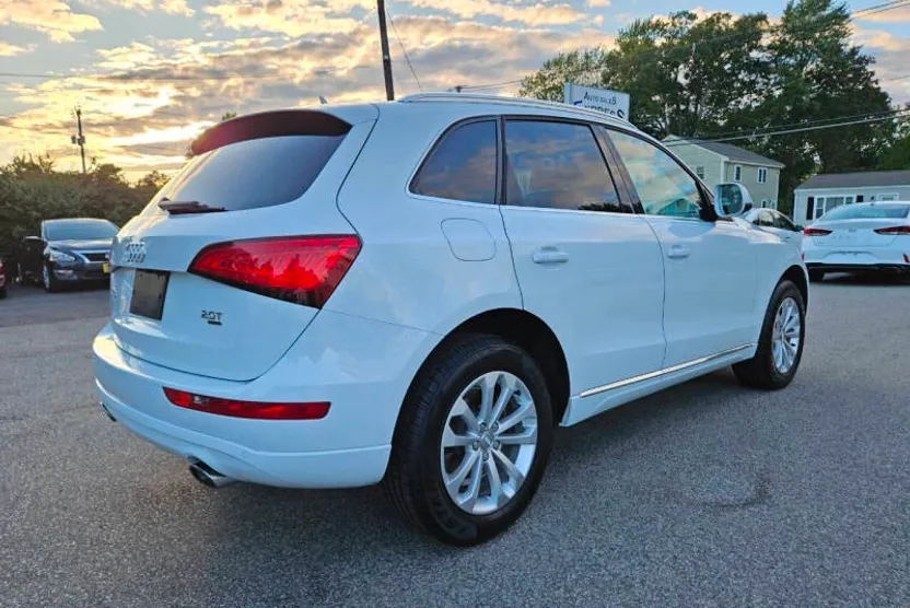 2014 Audi Q5 2.0T Premium Plus photo 1