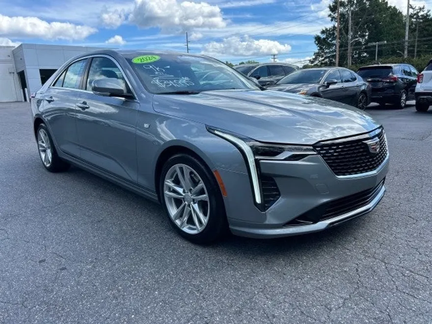 2024 Cadillac CT4 Luxury photo 1