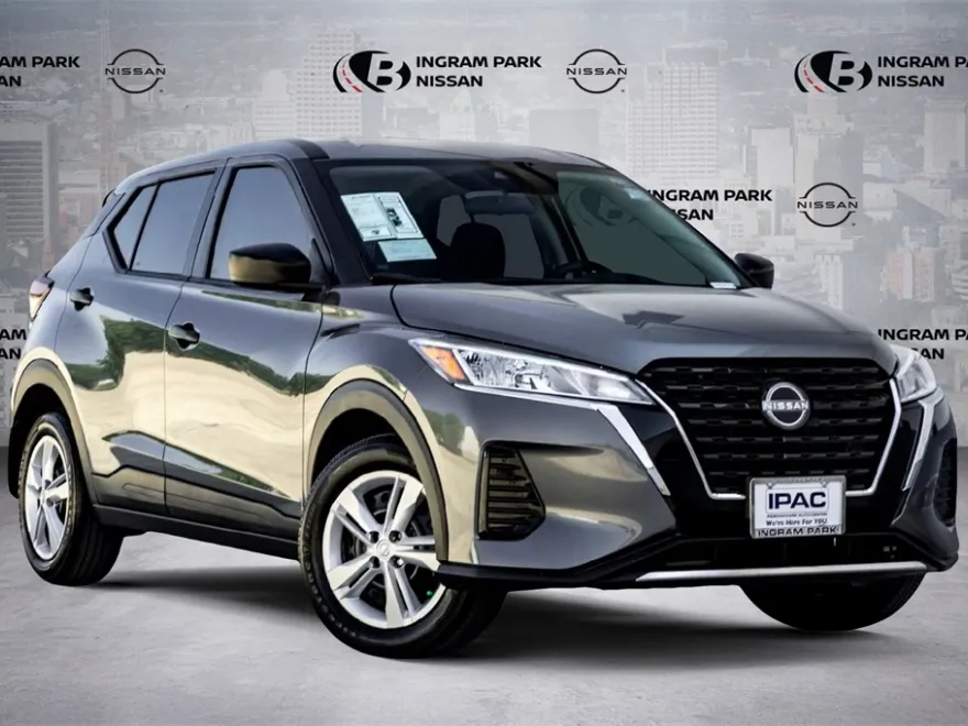 2025 Nissan Kicks Play S photo 1