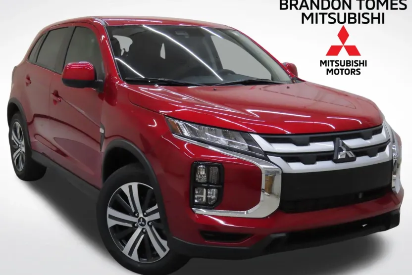 2025 Mitsubishi Outlander Sport ES photo 1