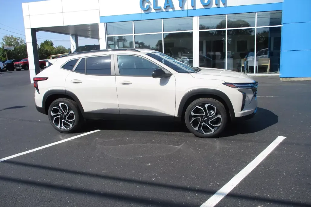 2026 Chevrolet Trax photo 1