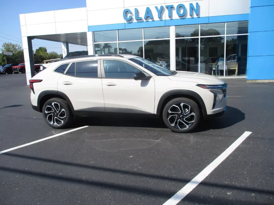 2026 Chevrolet Trax photo 1