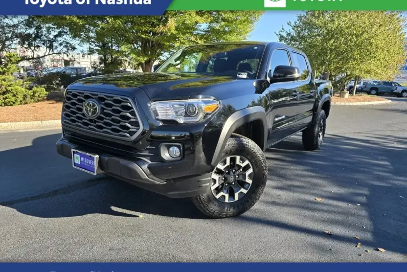2023 Toyota Tacoma TRD Off-Road photo 1