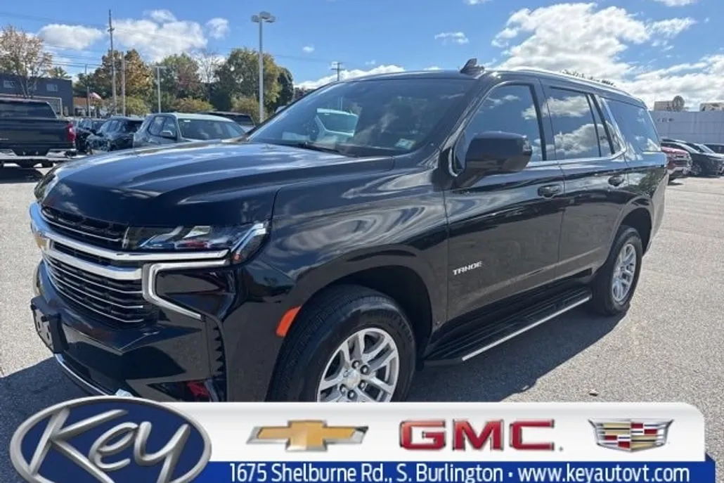 2023 Chevrolet Tahoe LT photo 1