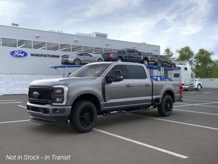 2025 Ford F-350 Lariat photo 1