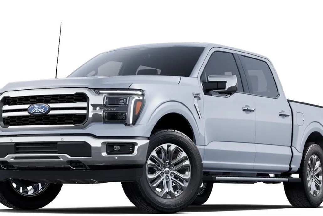 2025 Ford F-150 Lariat photo 1