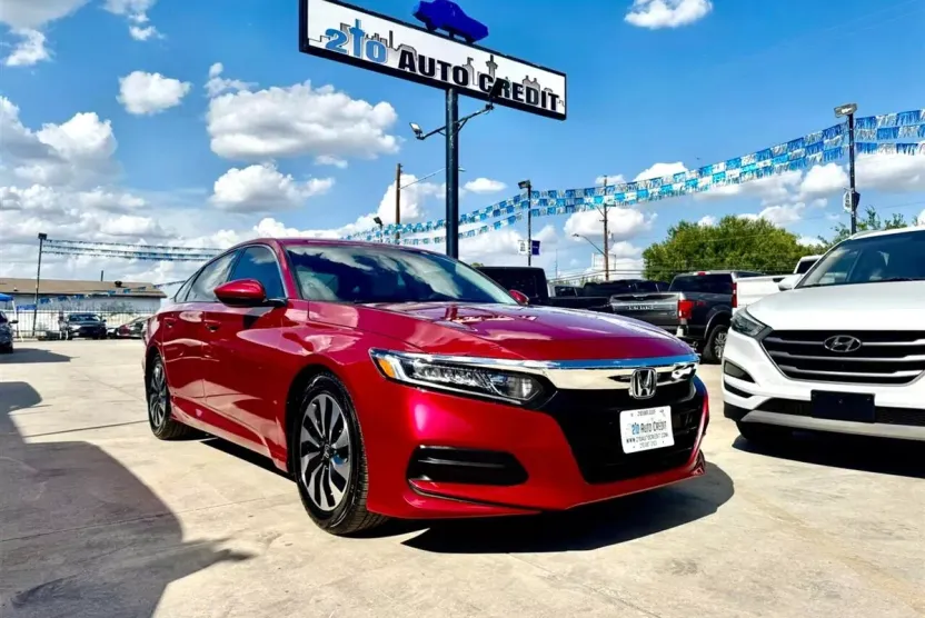 2018 Honda Accord LX photo 1