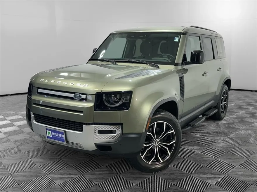 2024 Land Rover Defender 110 S photo 1
