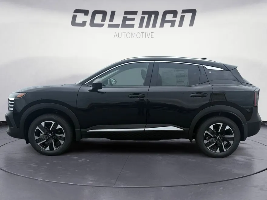 2025 Nissan Kicks SV photo 1