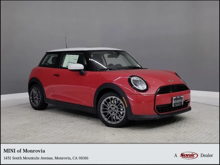 2025 Mini Cooper Signature photo 1