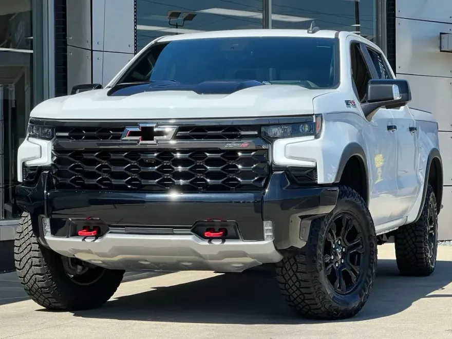 2023 Chevrolet Silverado 1500 ZR2 photo 1