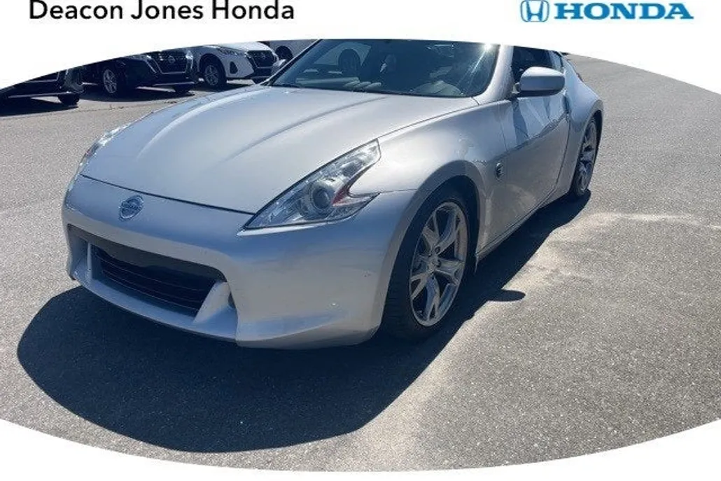 2009 Nissan 370Z Touring photo 1