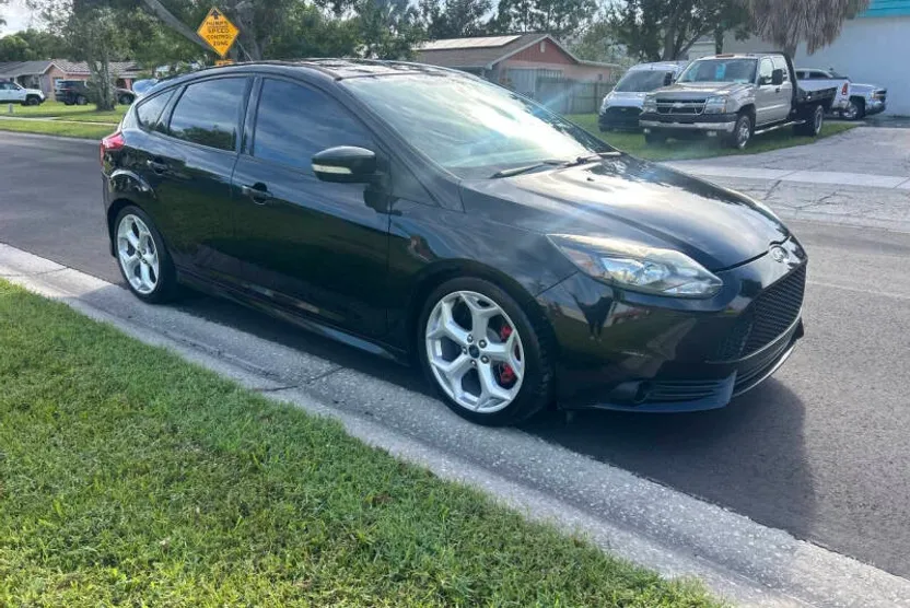 2014 Ford Focus ST photo 1