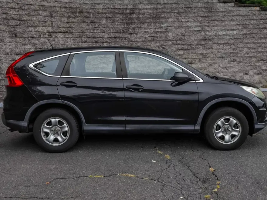 2015 Honda CR-V LX photo 1