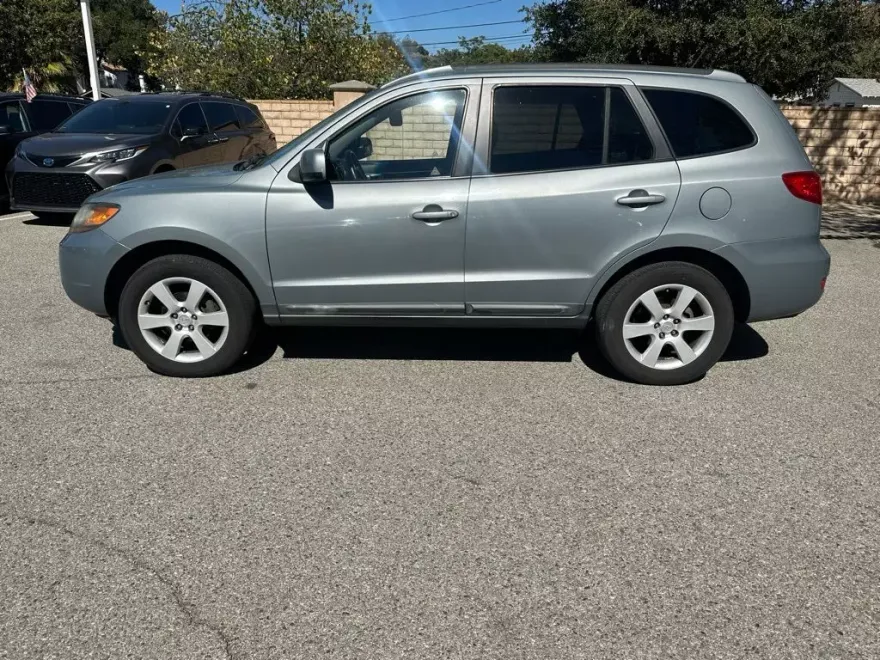 2008 Hyundai Santa Fe SE photo 1