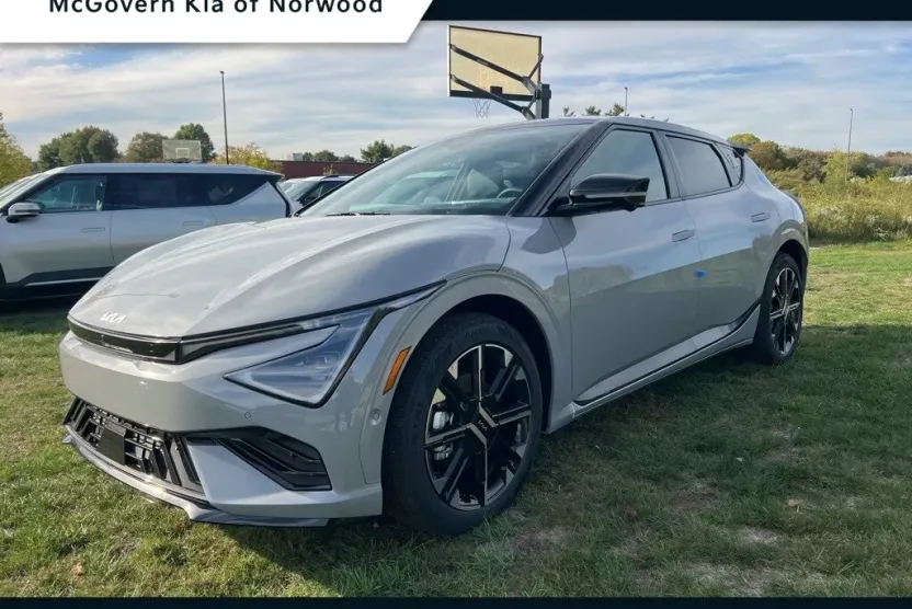 2025 Kia EV6 GT-Line photo 1