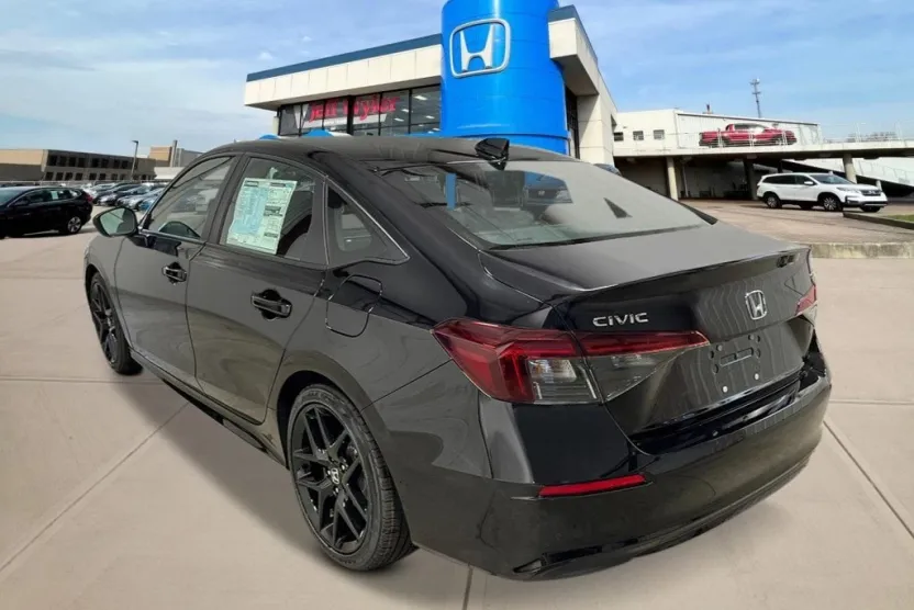 2026 Honda Civic Sport photo 1