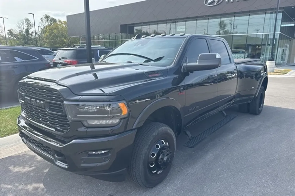 2022 Ram 3500 Limited photo 1
