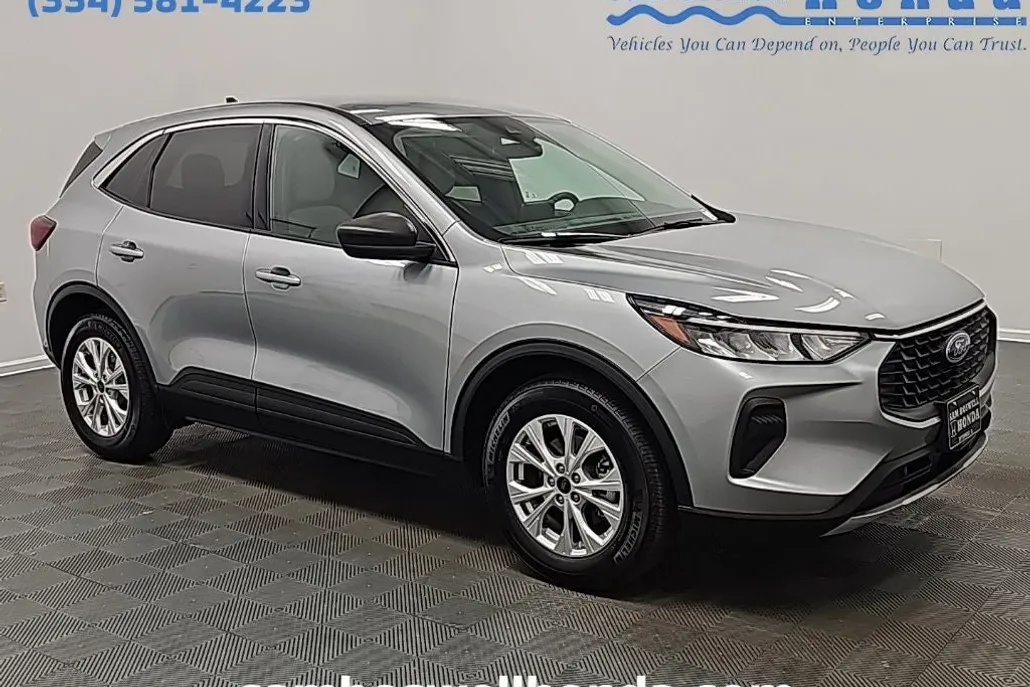 2024 Ford Escape Active photo 1