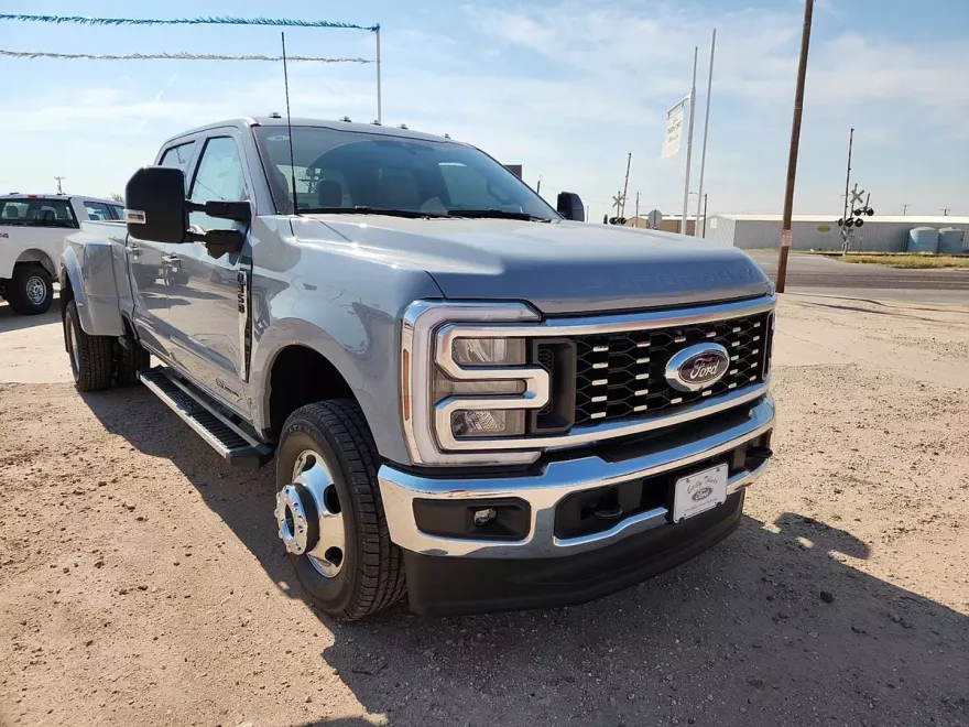 2026 Ford F-350 photo 1