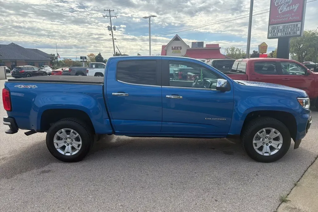 2022 Chevrolet Colorado LT photo 1