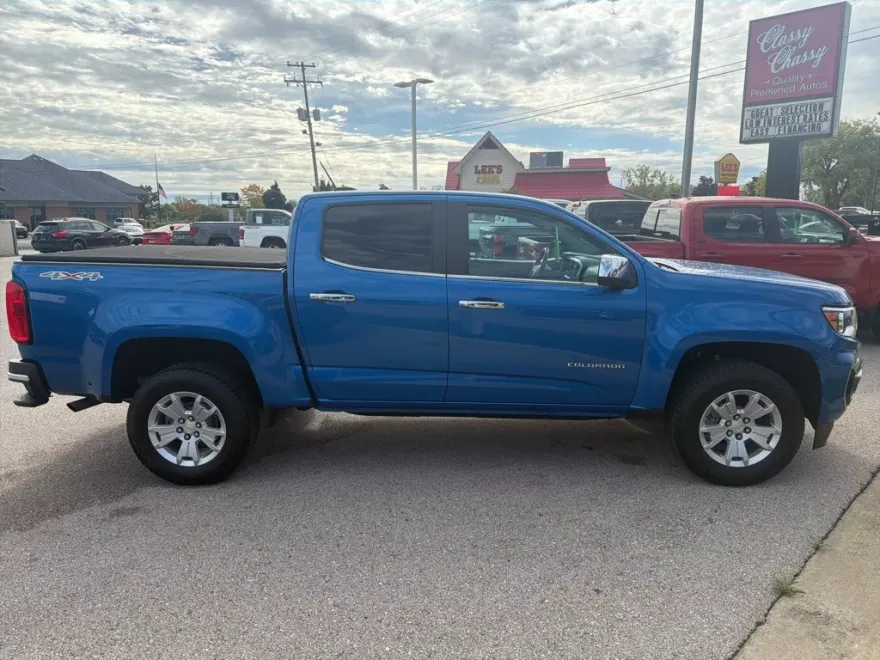 2022 Chevrolet Colorado LT photo 1