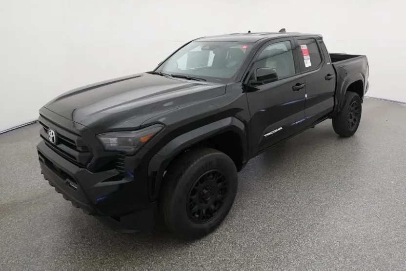 2025 Toyota Tacoma SR5 photo 1