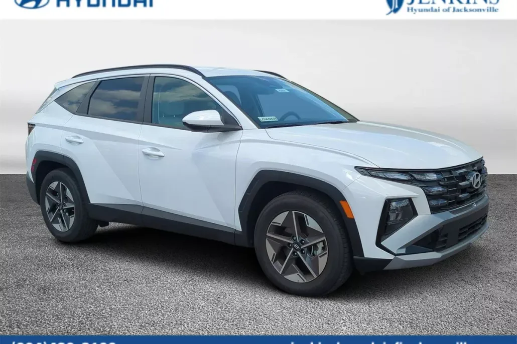 2025 Hyundai Tucson SEL photo 1