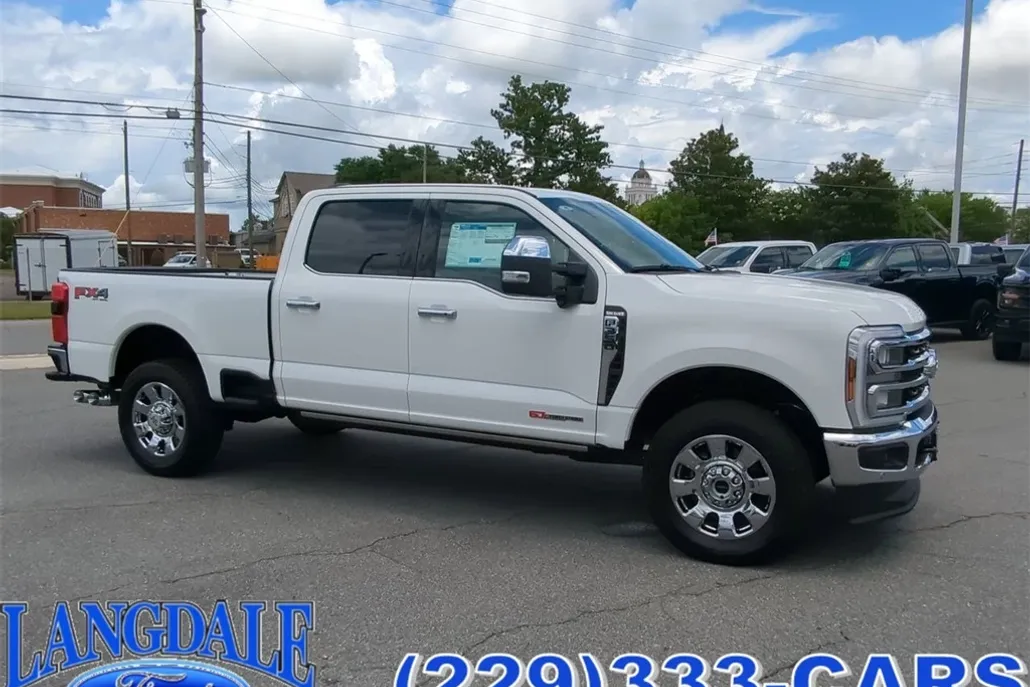 2025 Ford F-350 King Ranch photo 1