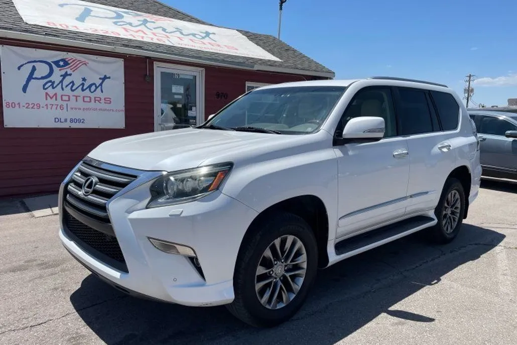 2015 Lexus GX 460 Luxury photo 1