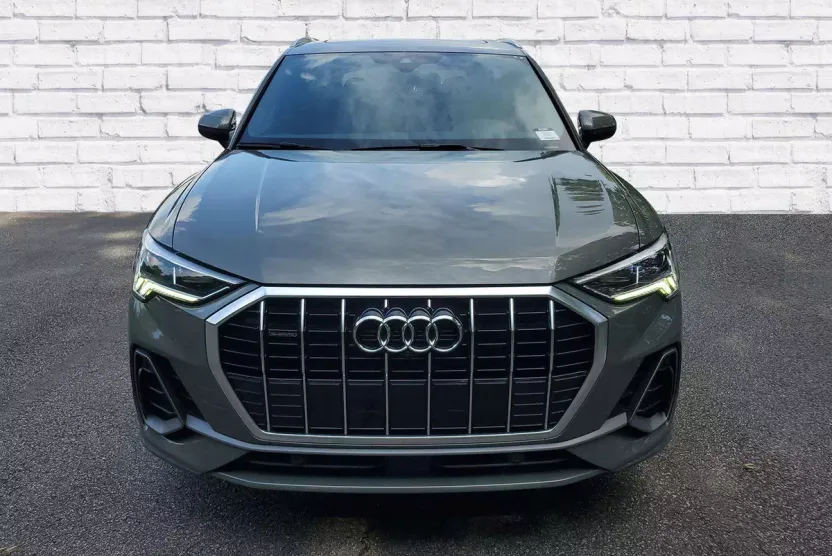2022 Audi Q3 Prestige Premium Plus photo 1