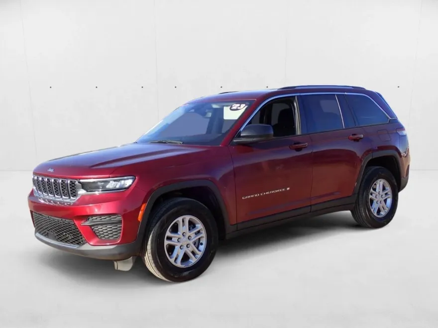 2023 Jeep Grand Cherokee Altitude photo 1