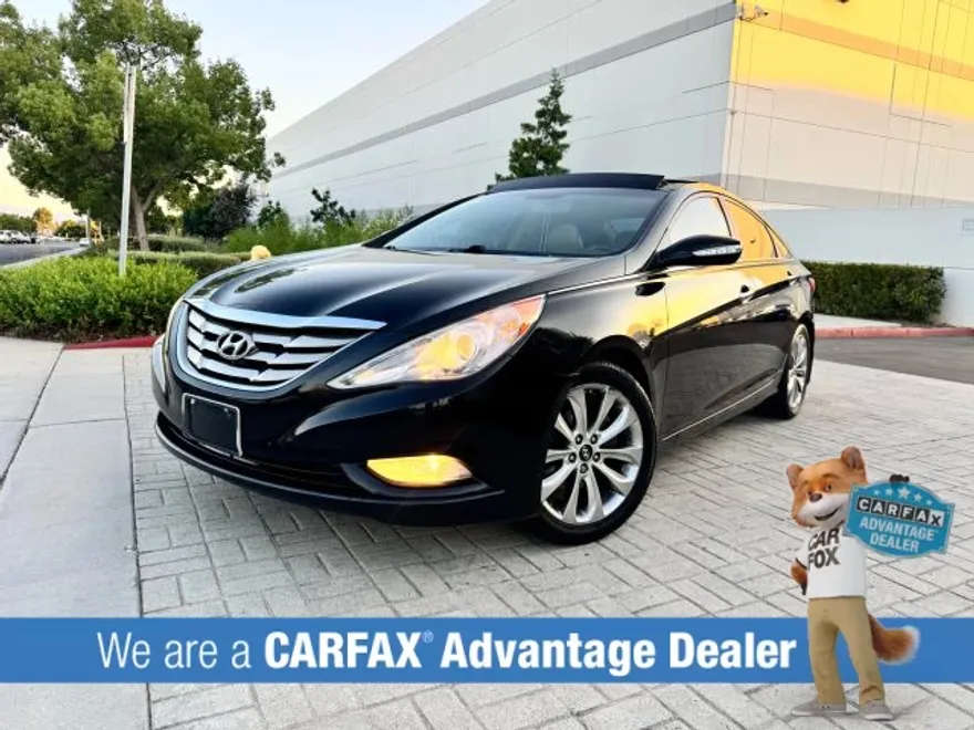 2012 Hyundai Sonata Limited photo 1