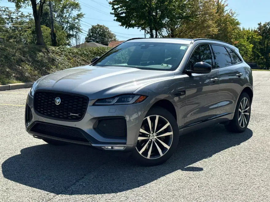 2025 Jaguar F-PACE P250 R-Dynamic S photo 1
