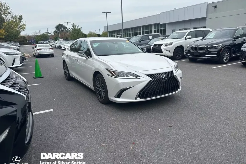 2025 Lexus ES 350 photo 1