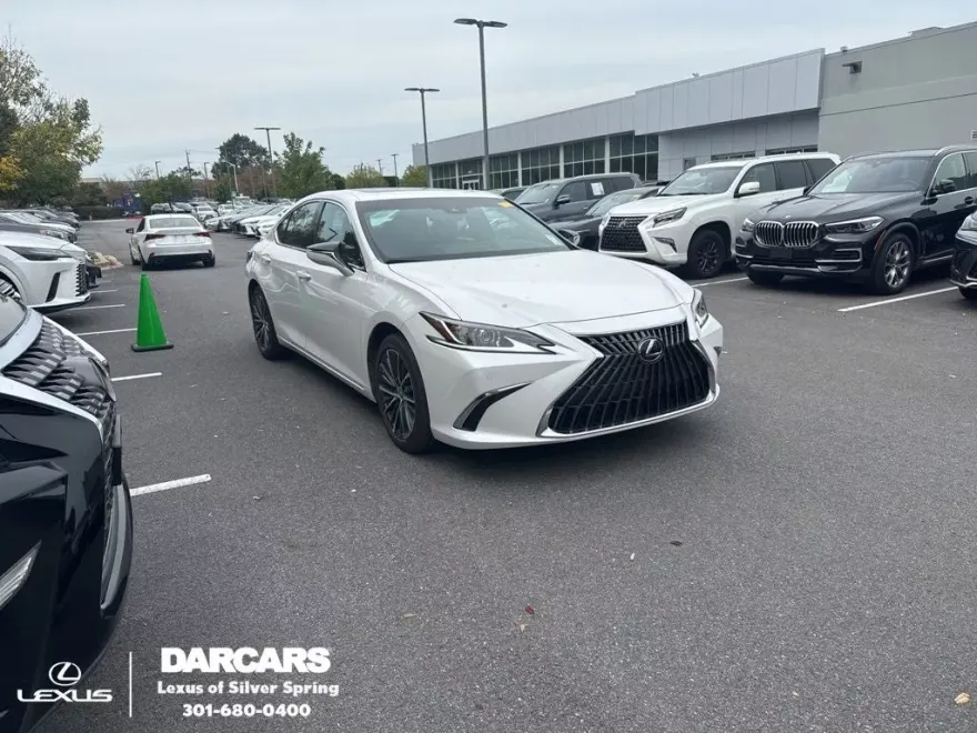 2025 Lexus ES 350 photo 1