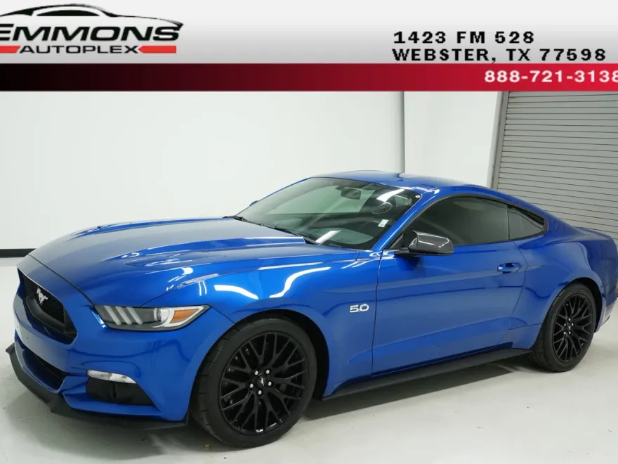 2017 Ford Mustang GT photo 1