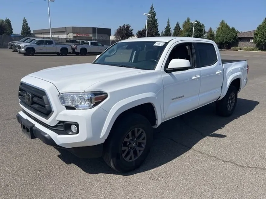 2023 Toyota Tacoma SR5 photo 1