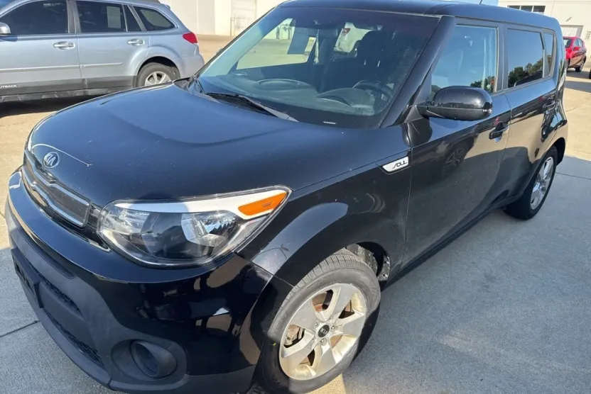 2018 Kia Soul Base photo 1