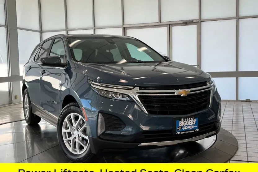 2024 Chevrolet Equinox LT photo 1