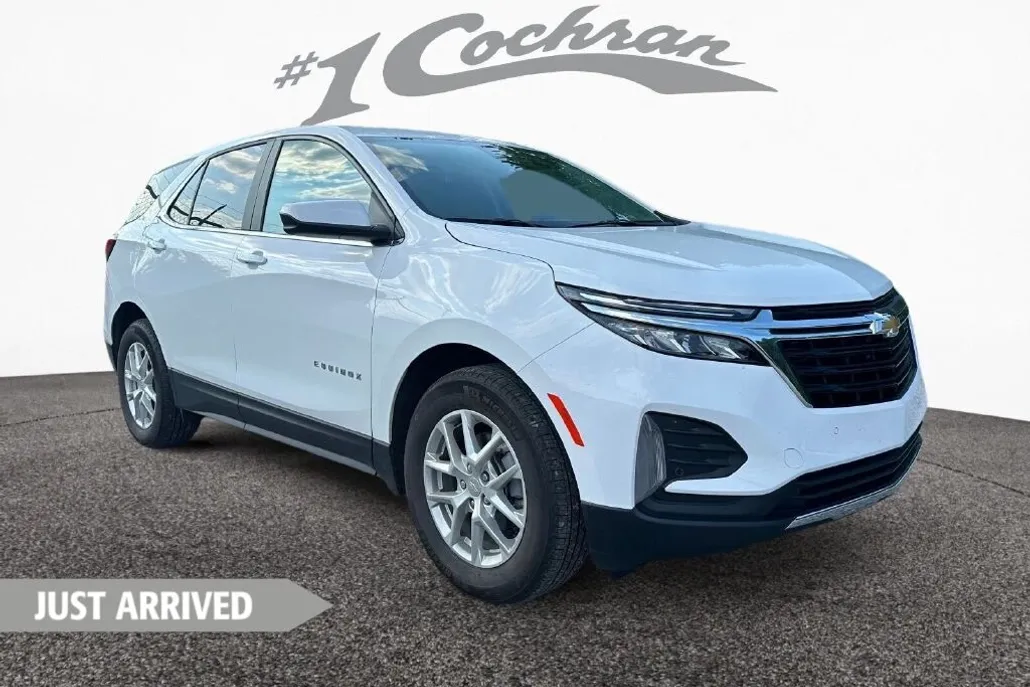 2024 Chevrolet Equinox LT photo 1