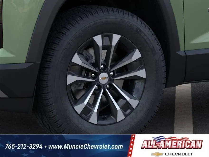 2026 Chevrolet Equinox LT photo 1
