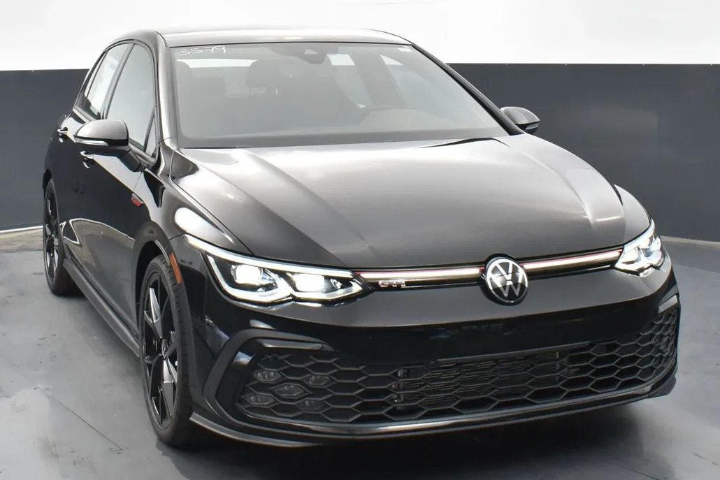 2024 Volkswagen Golf GTI 380 SE photo 1
