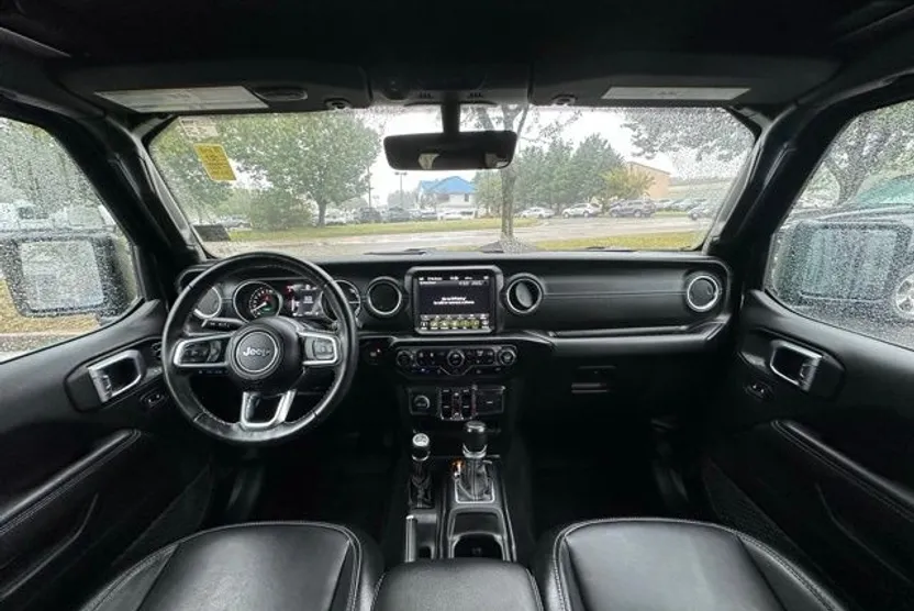 2022 Jeep Wrangler Unlimited Sahara 4xe photo 1