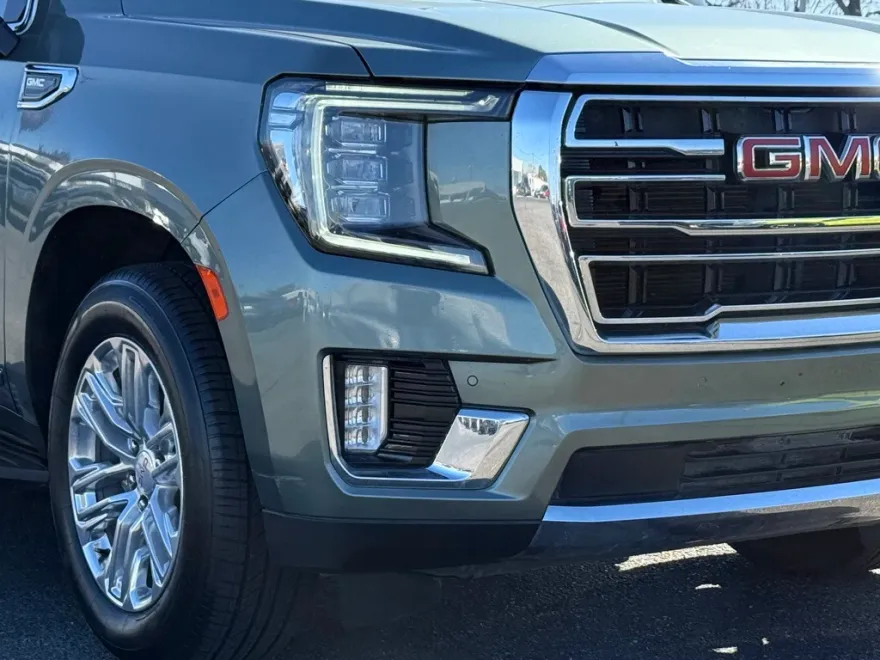 2023 Gmc Yukon SLT photo 1