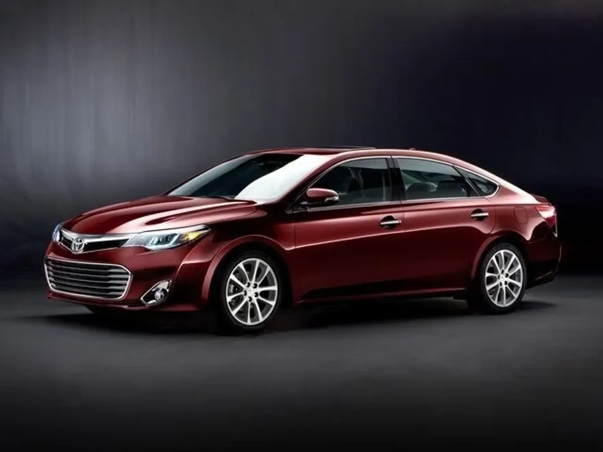 2014 Toyota Avalon XLE photo 1