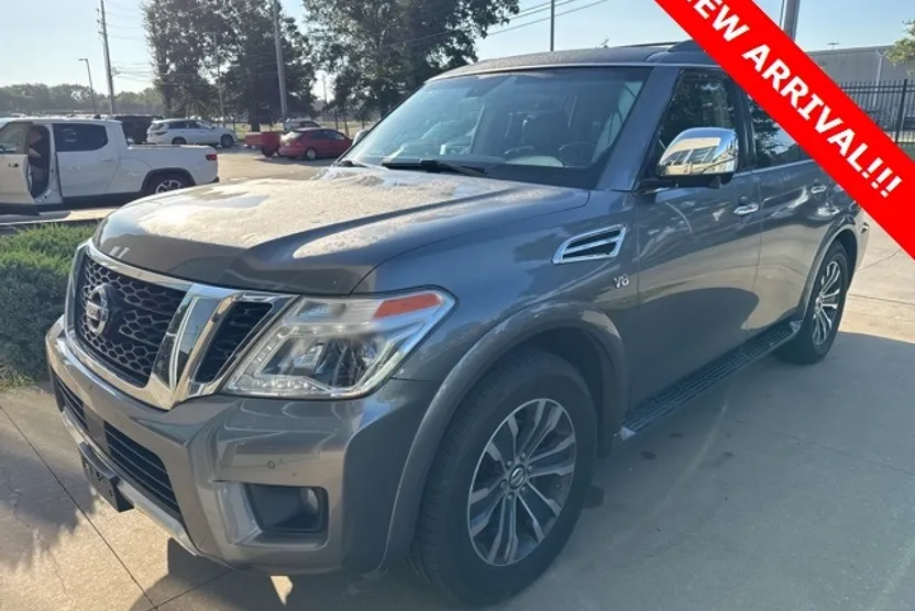 2017 Nissan Armada Platinum photo 1