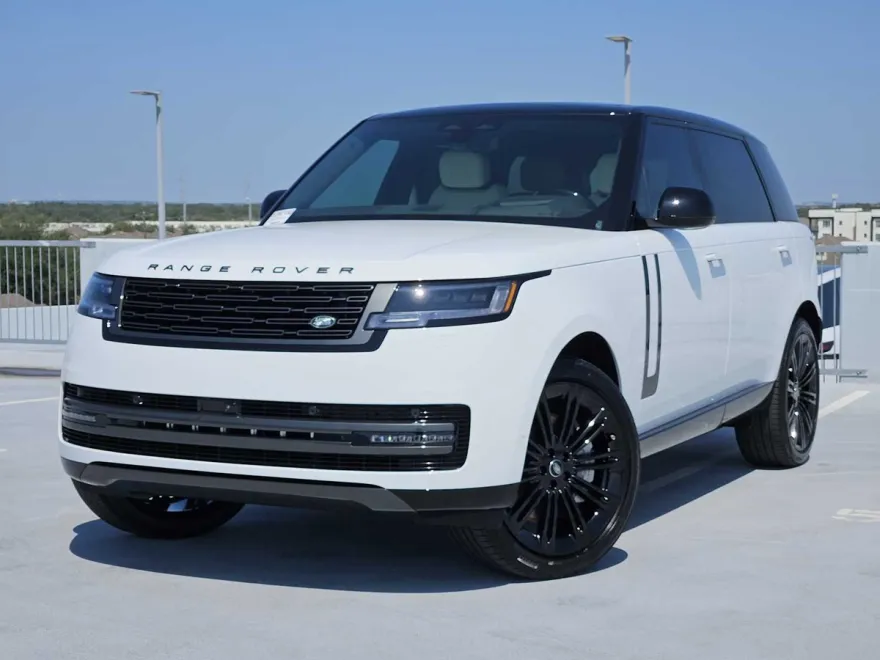 2025 Land Rover Range Rover SE photo 1