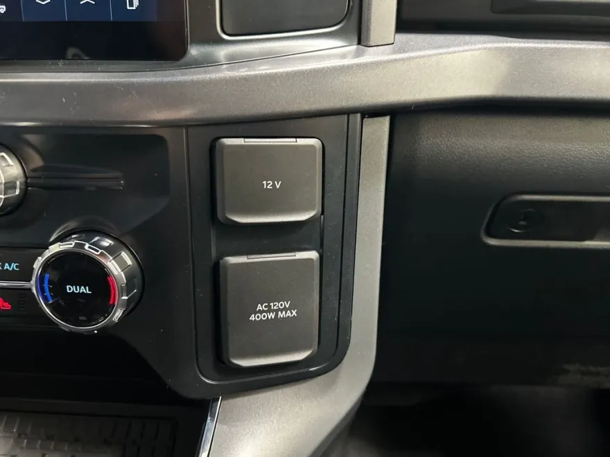 2025 Ford F-150 XLT photo 22